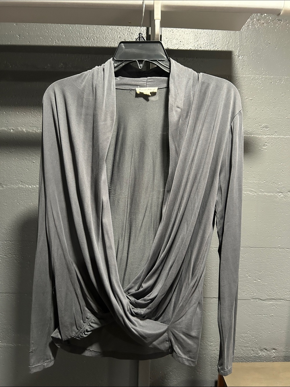 Jane and Delancey Gray Draped Twist Front Long Sleeve Top